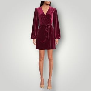 ⬇️ Gianni Bini LEIGHTON Wrap Velvet Dress Size Large